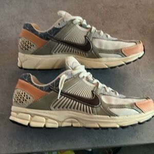 Mens Nike vomero size 13